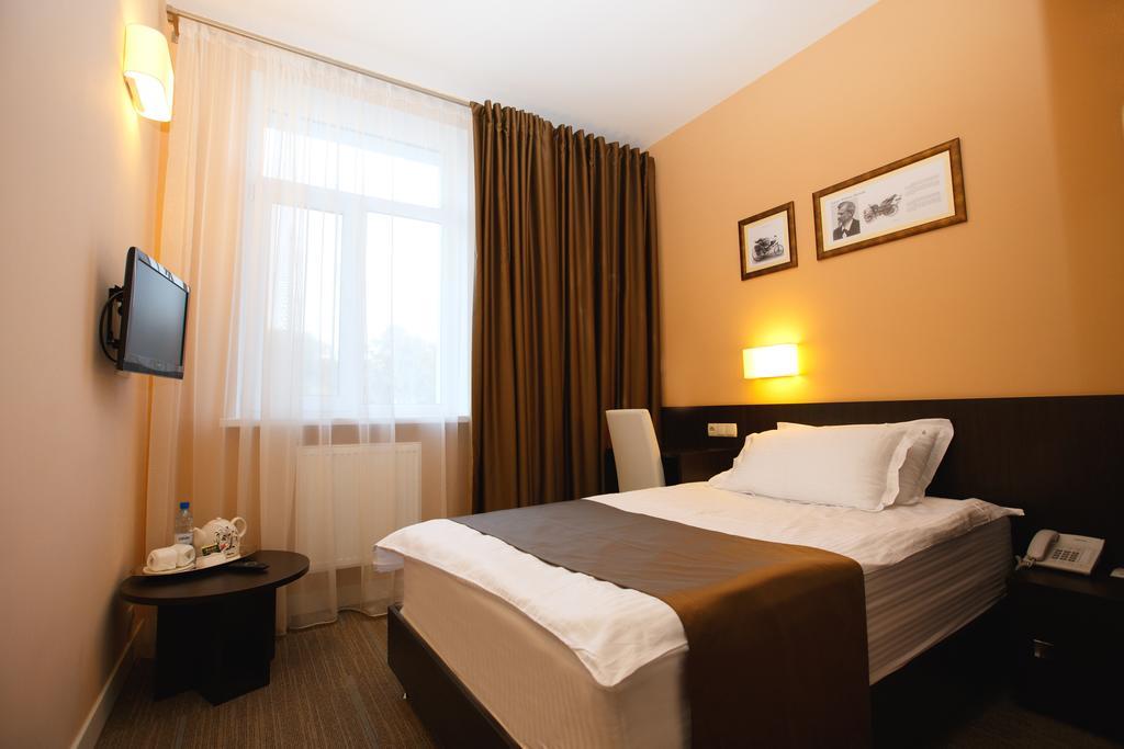 Schiller Kamianske Quarto foto
